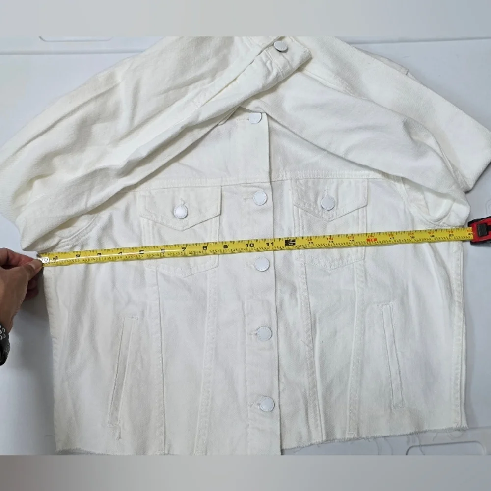 Velvet Heart White Cropped Jean Jacket Size L-NWT - Picture 12 of 16